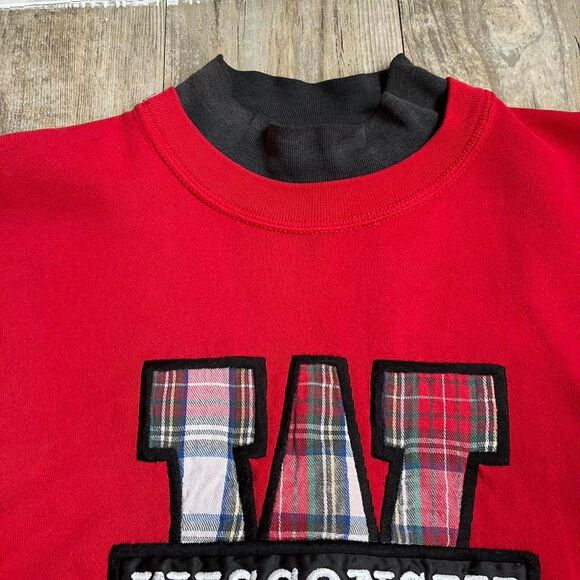 J. Macinally's Sweatshirt Wisconsin Vintage Women's XL Red Patch - Picture 3 of 8
